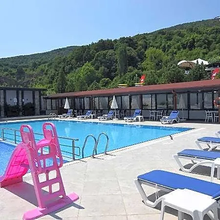 Vela Otel 3*